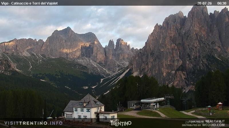 Archiv Foto Webcam Gardeccia-Mulde