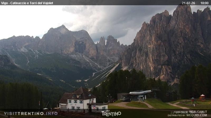 Archiv Foto Webcam Gardeccia-Mulde