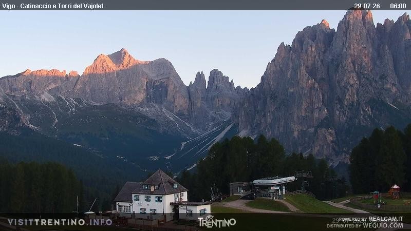 Archiv Foto Webcam Gardeccia-Mulde