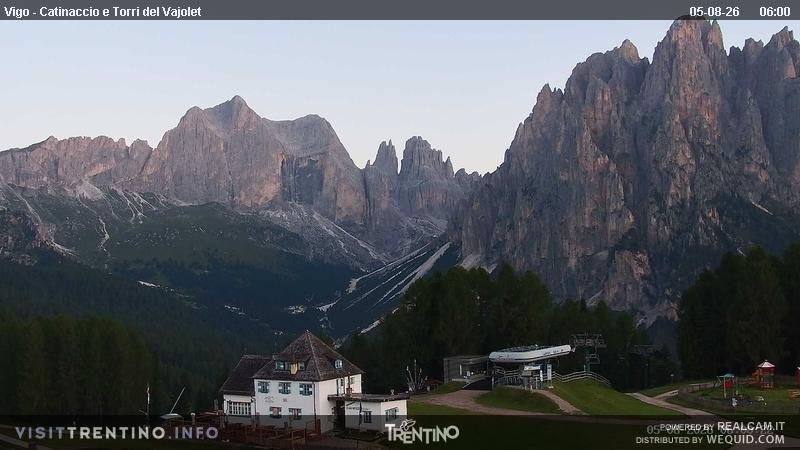 Archived image Webcam Torri del Vajolet - Val di Fassa