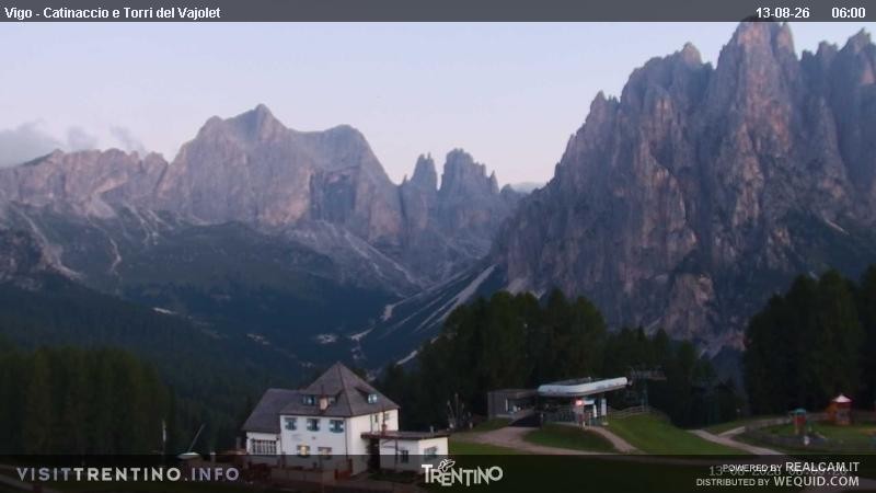 Archiv Foto Webcam Gardeccia-Mulde
