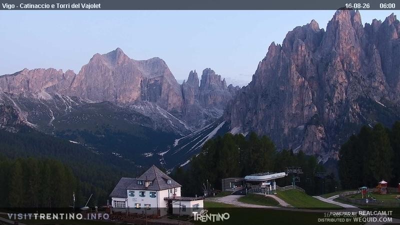 Archived image Webcam Torri del Vajolet - Val di Fassa