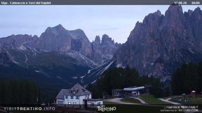 Archiv Foto Webcam Gardeccia-Mulde