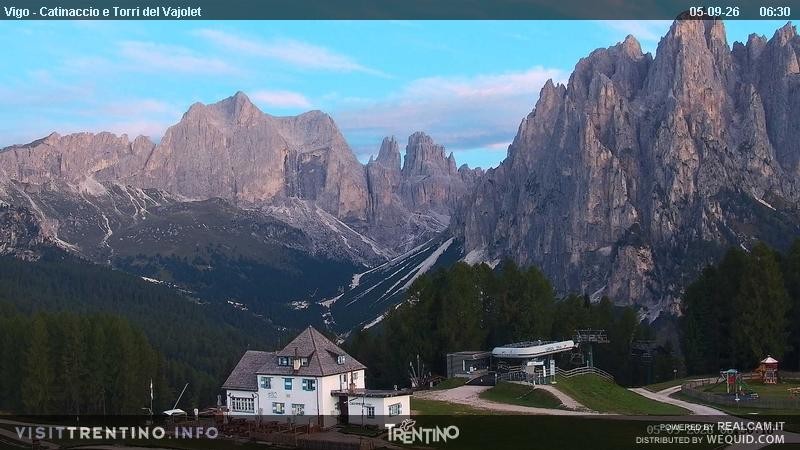 Archiv Foto Webcam Gardeccia-Mulde