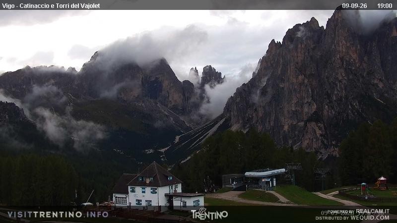Archived image Webcam Torri del Vajolet - Val di Fassa