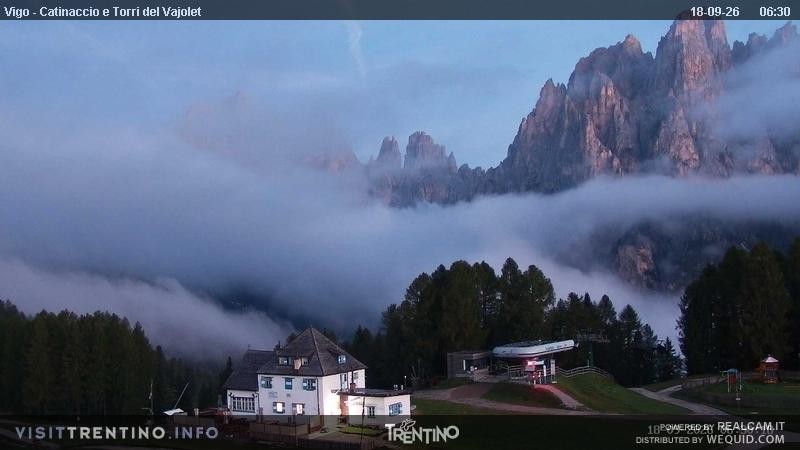 Archived image Webcam Torri del Vajolet - Val di Fassa