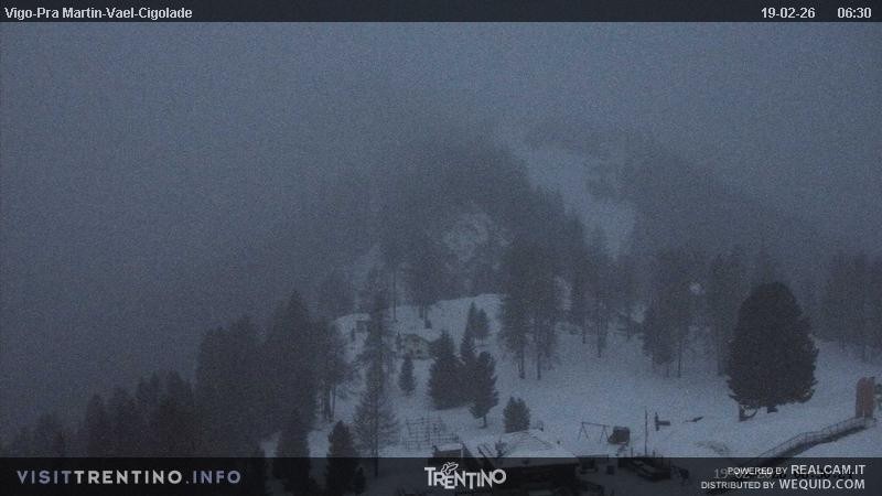 Archived image Webcam Top station of the Pian Pecei-Pra Martin chair lift