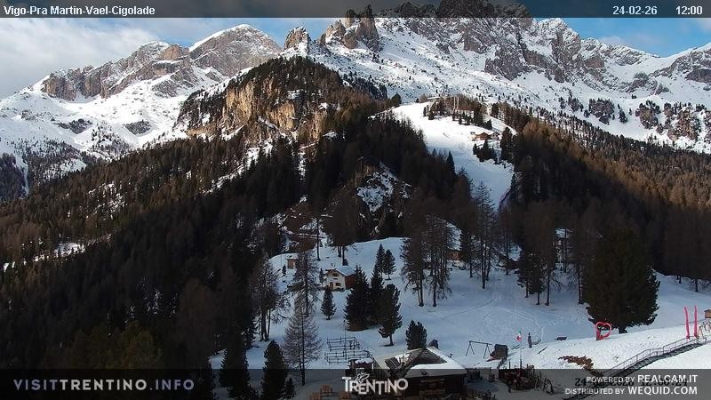 Archived image Webcam Top station of the Pian Pecei-Pra Martin chair lift