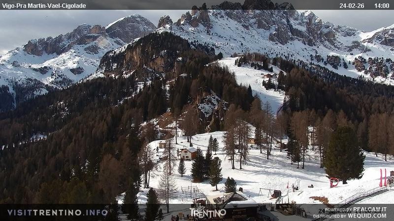 Archived image Webcam Top station of the Pian Pecei-Pra Martin chair lift