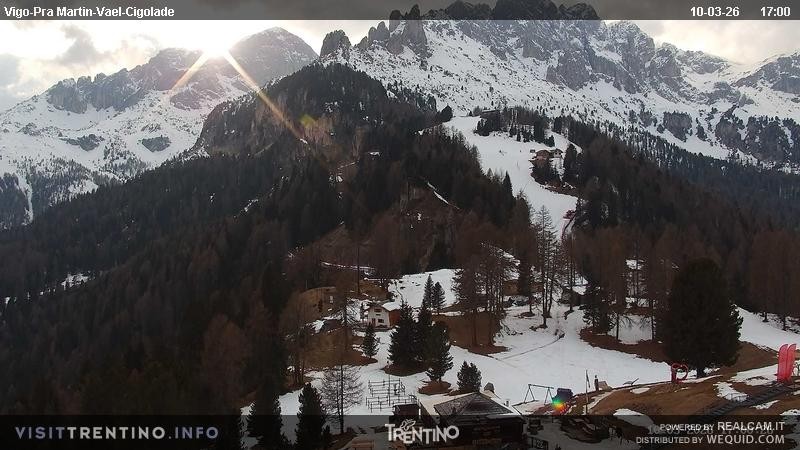 Archiv Foto Webcam Bergstation des Sesselliftes Pian Pecei-Pra Martin