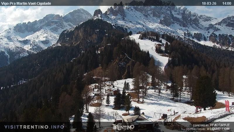 Archiv Foto Webcam Bergstation des Sesselliftes Pian Pecei-Pra Martin