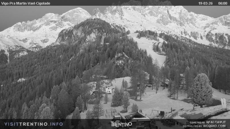 Archiv Foto Webcam Bergstation des Sesselliftes Pian Pecei-Pra Martin