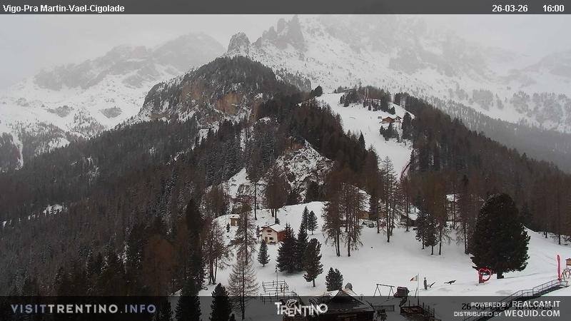 Archived image Webcam Top station of the Pian Pecei-Pra Martin chair lift