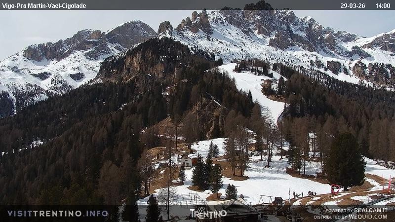 Archiv Foto Webcam Bergstation des Sesselliftes Pian Pecei-Pra Martin