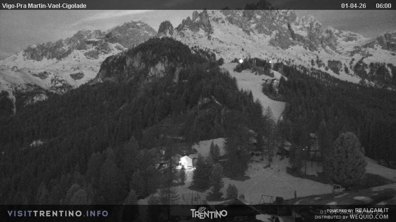 Archived image Webcam Top station of the Pian Pecei-Pra Martin chair lift