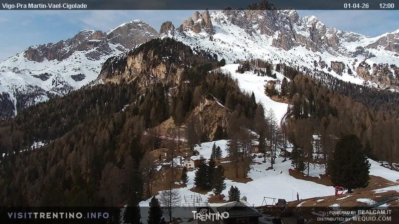 Archived image Webcam Top station of the Pian Pecei-Pra Martin chair lift