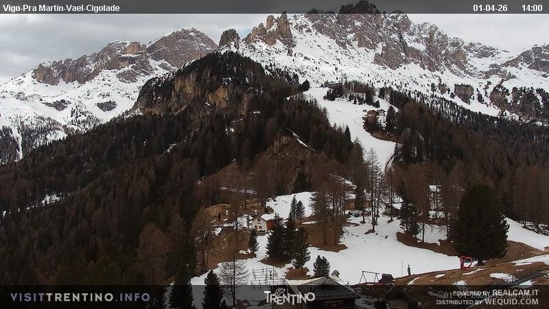 Archived image Webcam Top station of the Pian Pecei-Pra Martin chair lift