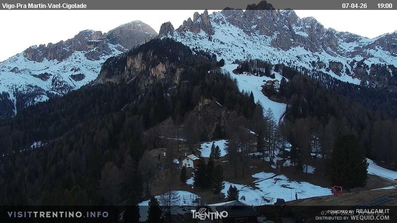 Archiv Foto Webcam Bergstation des Sesselliftes Pian Pecei-Pra Martin