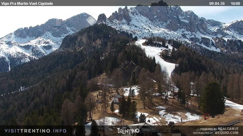 Archived image Webcam Top station of the Pian Pecei-Pra Martin chair lift