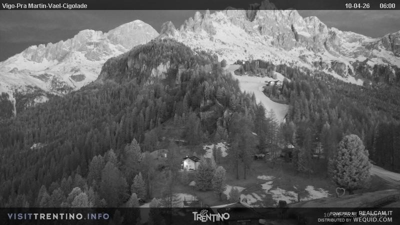 Archiv Foto Webcam Bergstation des Sesselliftes Pian Pecei-Pra Martin