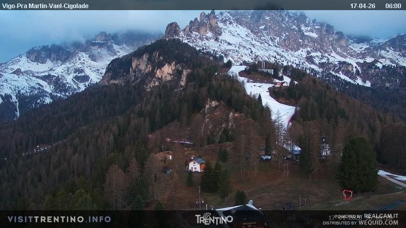 Archiv Foto Webcam Bergstation des Sesselliftes Pian Pecei-Pra Martin