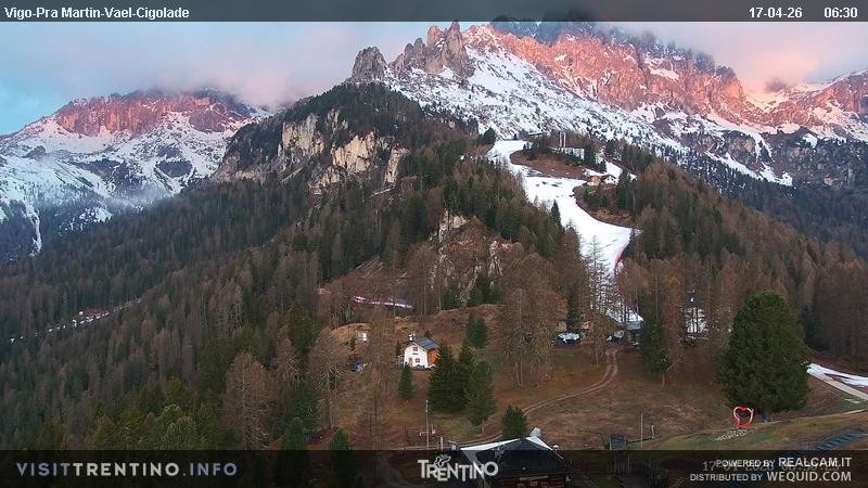 Archiv Foto Webcam Bergstation des Sesselliftes Pian Pecei-Pra Martin