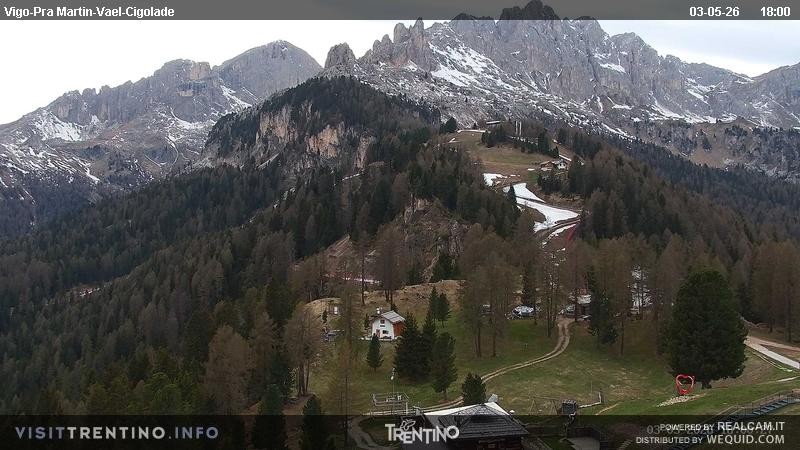 Archiv Foto Webcam Bergstation des Sesselliftes Pian Pecei-Pra Martin