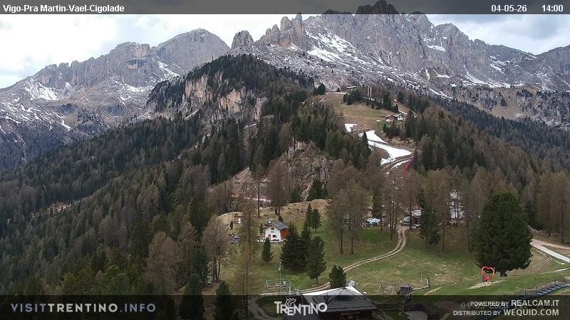 Archiv Foto Webcam Bergstation des Sesselliftes Pian Pecei-Pra Martin