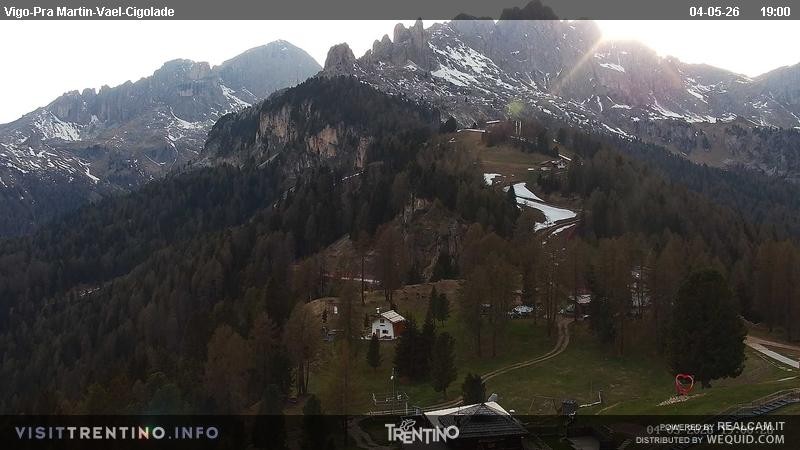 Archived image Webcam Top station of the Pian Pecei-Pra Martin chair lift