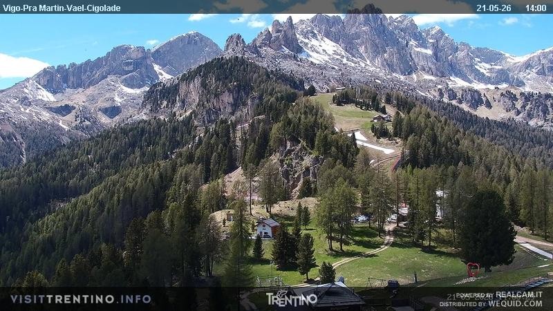 Archived image Webcam Top station of the Pian Pecei-Pra Martin chair lift