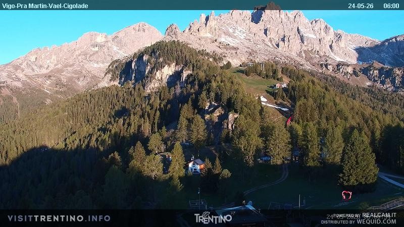Archiv Foto Webcam Bergstation des Sesselliftes Pian Pecei-Pra Martin