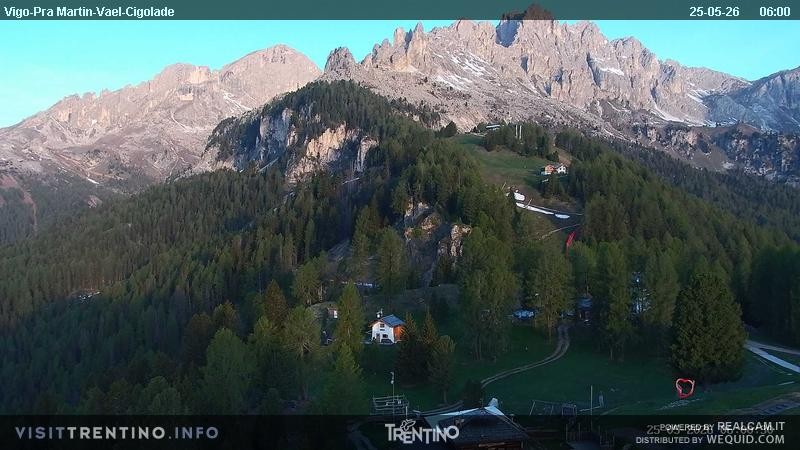 Archived image Webcam Top station of the Pian Pecei-Pra Martin chair lift