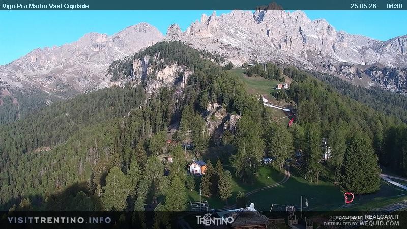 Archived image Webcam Top station of the Pian Pecei-Pra Martin chair lift