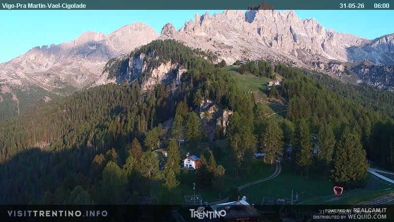 Archived image Webcam Top station of the Pian Pecei-Pra Martin chair lift