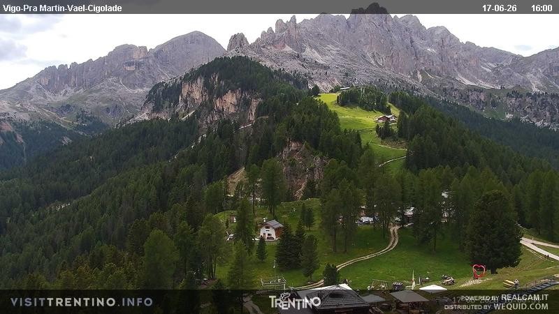 Archiv Foto Webcam Bergstation des Sesselliftes Pian Pecei-Pra Martin