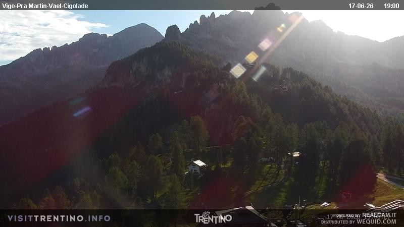 Archiv Foto Webcam Bergstation des Sesselliftes Pian Pecei-Pra Martin