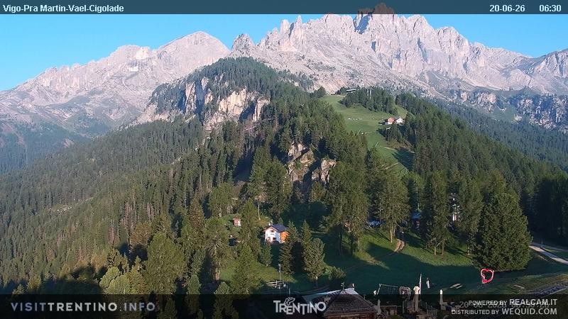 Archived image Webcam Top station of the Pian Pecei-Pra Martin chair lift