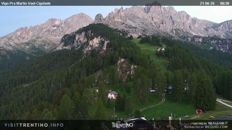 Archiv Foto Webcam Bergstation des Sesselliftes Pian Pecei-Pra Martin