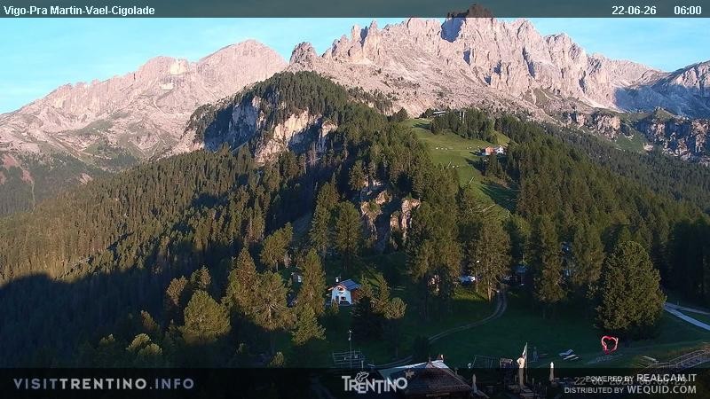 Archiv Foto Webcam Bergstation des Sesselliftes Pian Pecei-Pra Martin