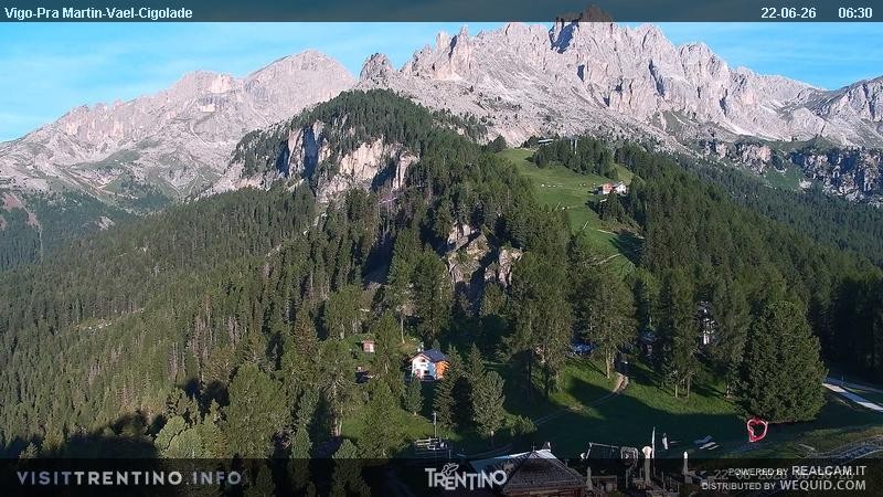 Archiv Foto Webcam Bergstation des Sesselliftes Pian Pecei-Pra Martin
