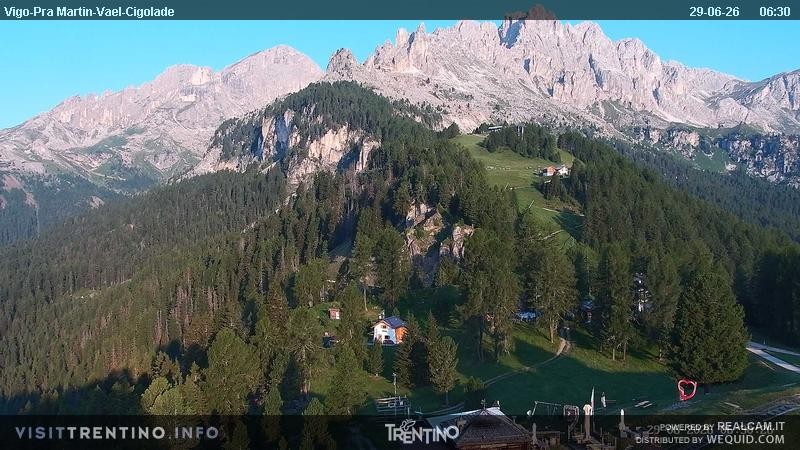 Archiv Foto Webcam Bergstation des Sesselliftes Pian Pecei-Pra Martin