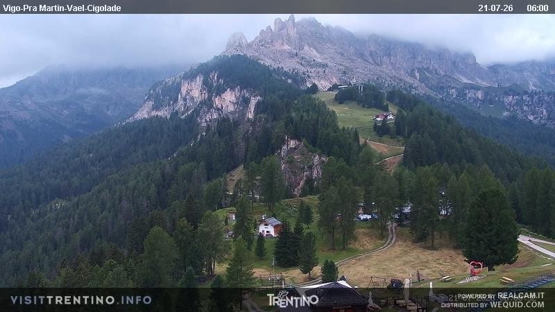 Archiv Foto Webcam Bergstation des Sesselliftes Pian Pecei-Pra Martin
