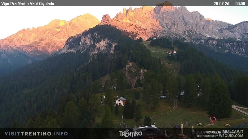 Archived image Webcam Top station of the Pian Pecei-Pra Martin chair lift