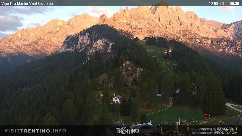 Archiv Foto Webcam Bergstation des Sesselliftes Pian Pecei-Pra Martin