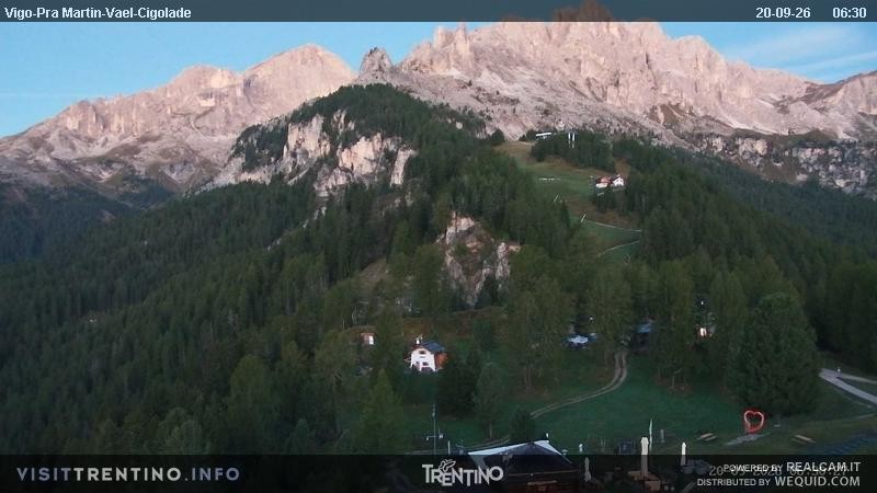 Archiv Foto Webcam Bergstation des Sesselliftes Pian Pecei-Pra Martin