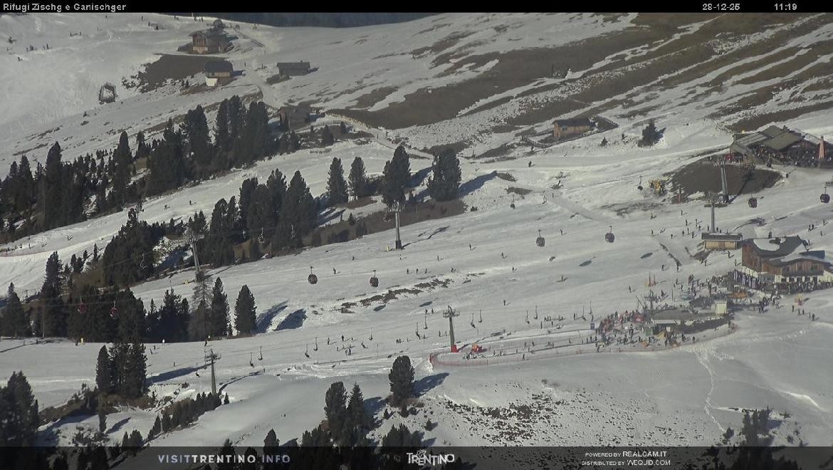 Archiv Foto Webcam Berghütten Rifugi und Zisch