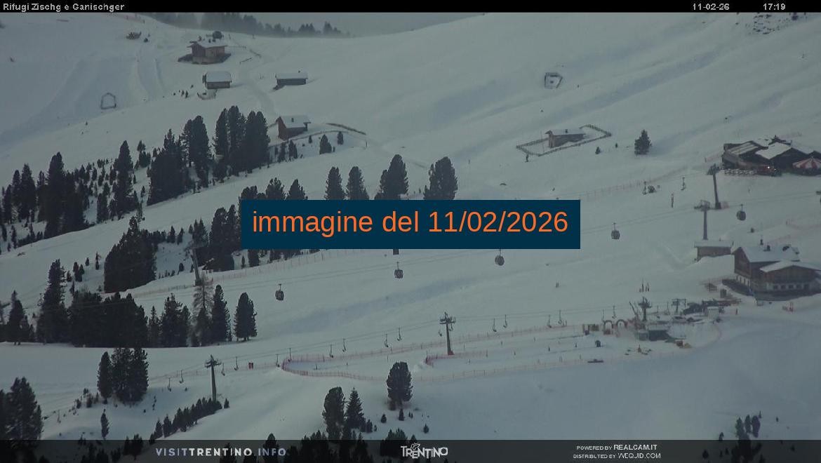 Archived image Webcam Val di Fiemme Rifugi Zisch
