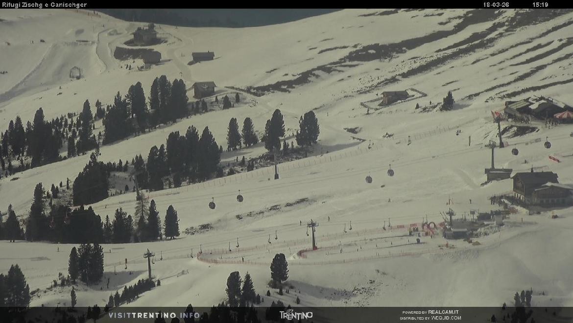 Archiv Foto Webcam Berghütten Rifugi und Zisch