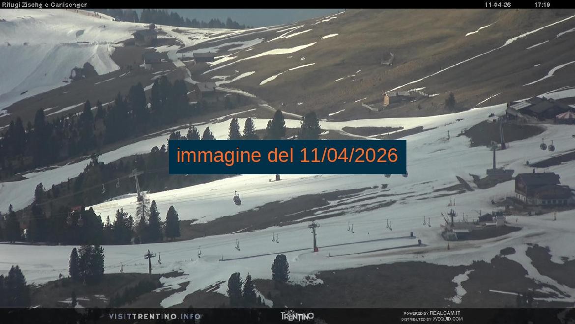 Archived image Webcam Val di Fiemme Rifugi Zisch