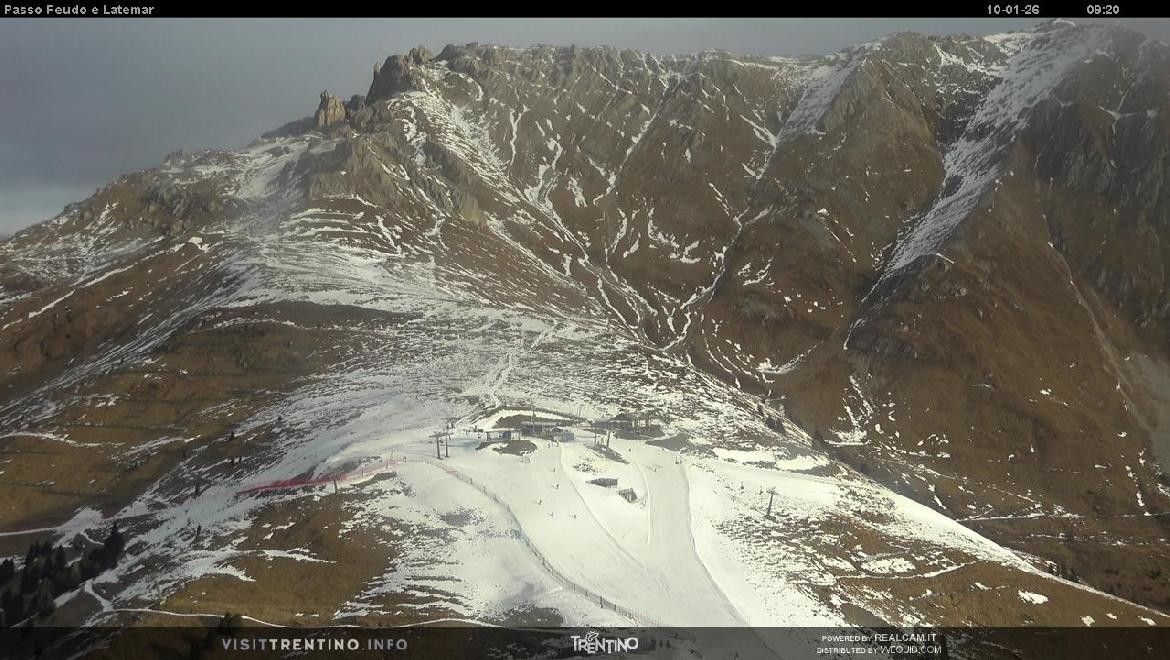 Archived image Webcam Val di Fiemme: Rifugio Pass Feudo